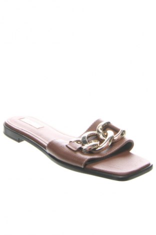 Papuci H&M, Mărime 42, Culoare Maro, Preț 99,74 Lei