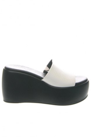 Papuci Jessica Simpson, Mărime 39, Culoare Multicolor, Preț 127,32 Lei