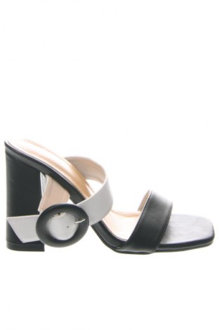 Papuci Unbranded, Mărime 38, Culoare Multicolor, Preț 169,57 Lei