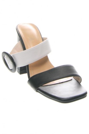 Papuci Unbranded, Mărime 38, Culoare Multicolor, Preț 169,57 Lei