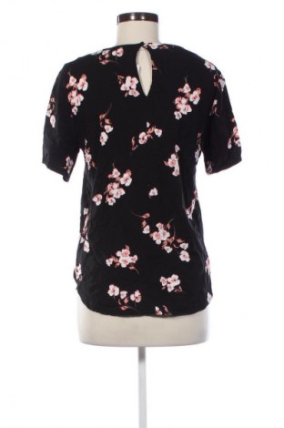 Damen Shirt B.Young, Größe M, Farbe Mehrfarbig, Preis € 13,99