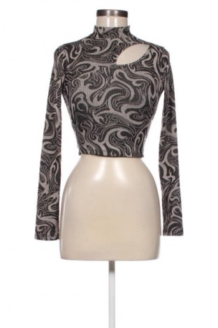 Damen Shirt Bershka, Größe S, Farbe Mehrfarbig, Preis 9,62 €