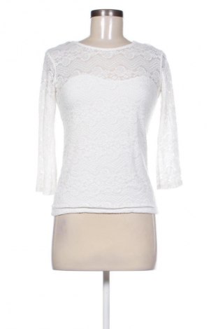 Damen Shirt Bershka, Größe S, Farbe Weiß, Preis € 9,76