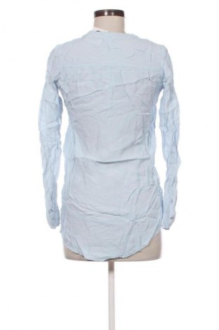 Bluzka damska Gina Tricot, Rozmiar S, Kolor Niebieski, Cena 65,99 zł