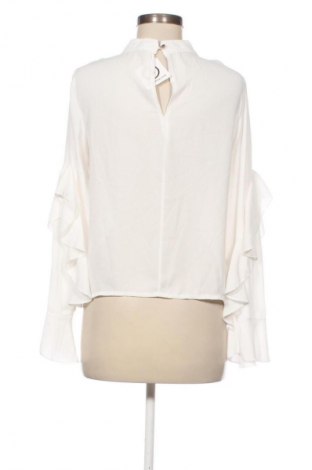 Γυναικεία μπλούζα NEW COLLECTION, Μέγεθος M, Χρώμα Λευκό, Τιμή 21,99 €