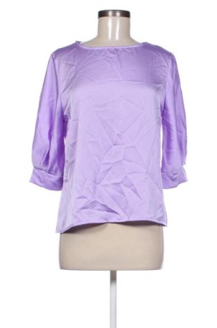 Damen Shirt NEW COLLECTION, Größe M, Farbe Lila, Preis 10,99 €