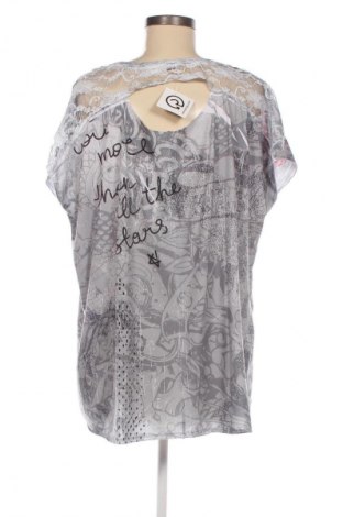 Damen Shirt Tredy, Größe XXL, Farbe Mehrfarbig, Preis 10,00 €