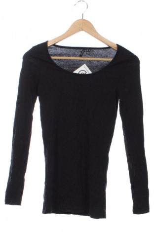 Дамска блуза Vero Moda, Размер XS, Цвят Черен, Цена 20,99 лв.