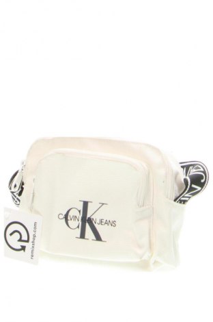 Damska torebka Calvin Klein Jeans, Kolor Biały, Cena 221,99 zł