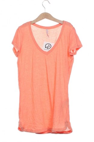 Damski T-shirt Fb Sister, Rozmiar XS, Kolor Różowy, Cena 25,99 zł