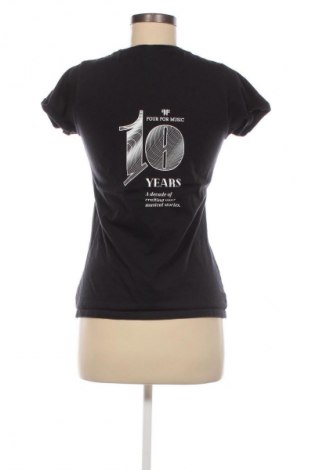 Γυναικείο t-shirt Fruit Of The Loom, Μέγεθος M, Χρώμα Μαύρο, Τιμή 8,99 €