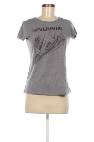 Дамска тениска Nevermind Jeans, Размер S, Цвят Многоцветен, Цена 17,17 лв.