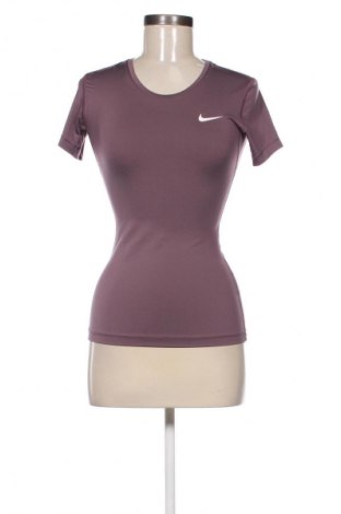 Γυναικείο t-shirt Nike, Μέγεθος S, Χρώμα Σάπιο μήλο, Τιμή 14,59 €