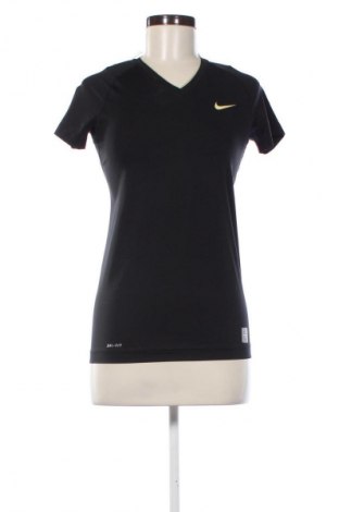 Női póló Nike, Méret S, Szín Fekete, Ár 15 479 Ft