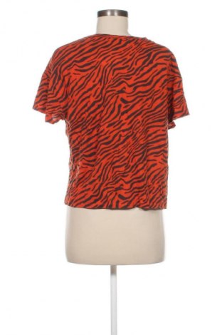Damski T-shirt Pull&Bear, Rozmiar M, Kolor Kolorowy, Cena 55,99 zł