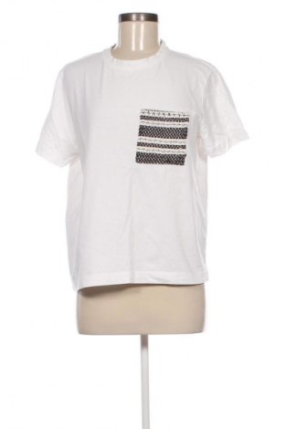 Γυναικείο t-shirt Sinsay, Μέγεθος M, Χρώμα Λευκό, Τιμή 5,99 €