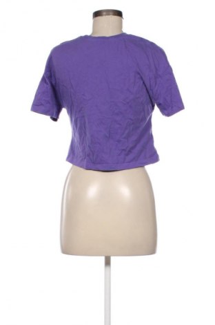 Damen T-Shirt Stradivarius, Größe S, Farbe Lila, Preis 5,99 €