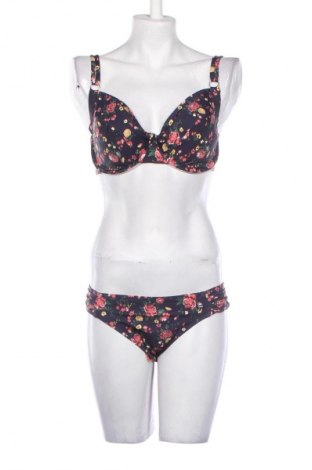 Damen-Badeanzug Lascana, Größe M, Farbe Mehrfarbig, Preis € 53,99