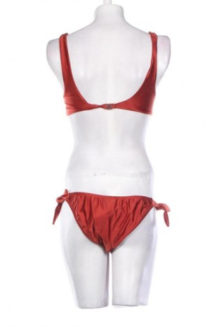 Damen-Badeanzug Protest, Größe M, Farbe Rot, Preis € 75,99