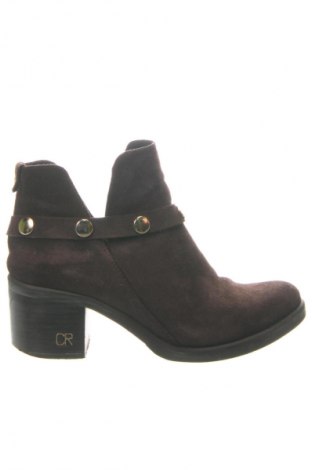 Botine de damă Carinii, Mărime 36, Culoare Maro, Preț 314,78 Lei