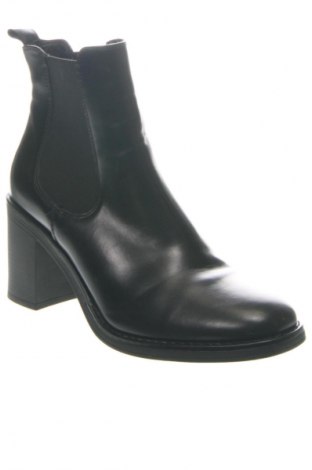 Botine de damă Graceland, Mărime 40, Culoare Negru, Preț 119,69 Lei