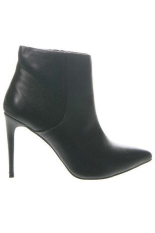 Botine de damă Reserved, Mărime 38, Culoare Negru, Preț 130,41 Lei