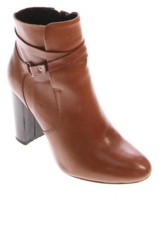 Botine de damă Unbranded, Mărime 36, Culoare Maro, Preț 197,00 Lei