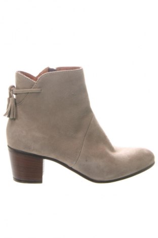 Botine de damă Unbranded, Mărime 36, Culoare Bej, Preț 197,32 Lei