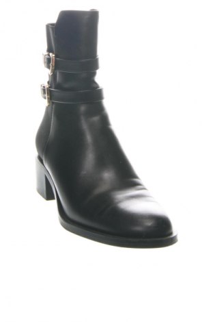 Дамски боти Zara, Размер 37, Цвят Черен, Цена 41,17 лв.