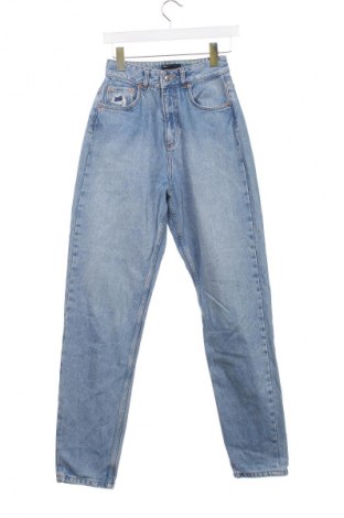 Γυναικείο Τζίν ASOS, Μέγεθος XS, Χρώμα Μπλέ, Τιμή 56,30 €