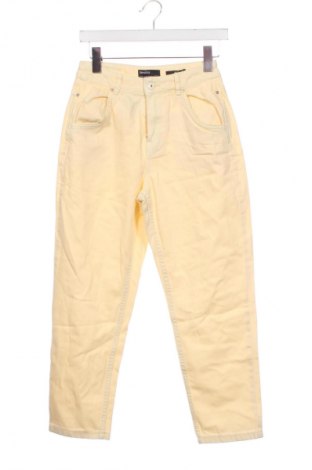 Női farmernadrág Bershka, Méret S, Szín Sárga, Ár 3 639 Ft