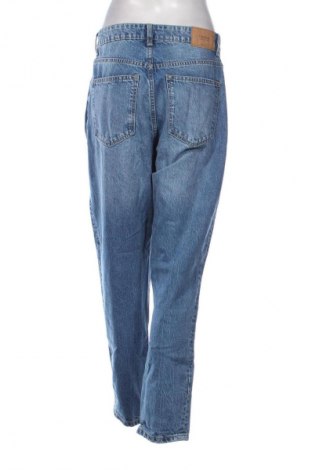 Blugi de femei Bershka, Mărime M, Culoare Albastru, Preț 73,36 Lei