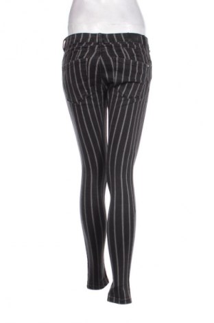 Damen Jeans Bershka, Größe M, Farbe Mehrfarbig, Preis € 8,99