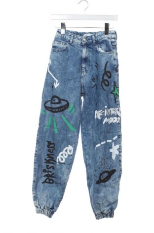Γυναικείο Τζίν Bershka, Μέγεθος XXS, Χρώμα Πολύχρωμο, Τιμή 18,99 €