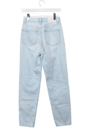 Női farmernadrág Bershka, Méret XS, Szín Kék, Ár 6 138 Ft