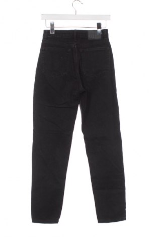 Női farmernadrág Bershka, Méret XS, Szín Fekete, Ár 6 138 Ft
