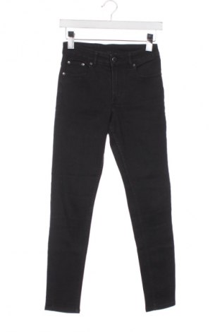 Blugi de femei Cheap Monday, Mărime S, Culoare Negru, Preț 104,00 Lei