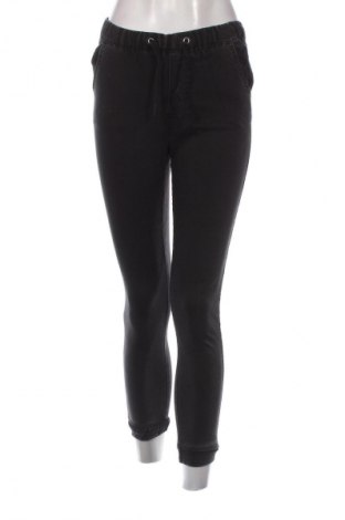 Damen Jeans Cropp, Größe S, Farbe Schwarz, Preis 20,80 €
