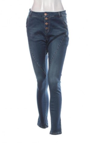Дамски дънки Denim 1953, Размер L, Цвят Син, Цена 29,99 лв.