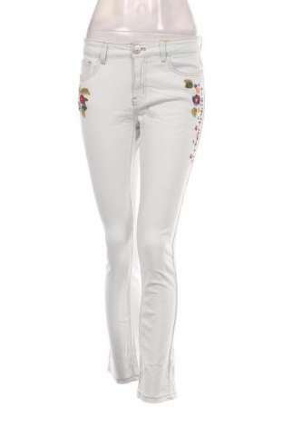 Női farmernadrág Desigual, Méret S, Szín Kék, Ár 13 239 Ft