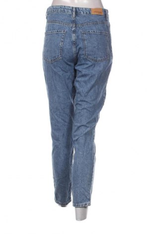 Damskie jeansy Gina Tricot, Rozmiar M, Kolor Niebieski, Cena 111,99 zł