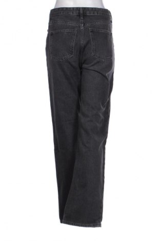 Damskie jeansy H&M, Rozmiar M, Kolor Czarny, Cena 68,33 zł