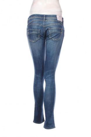 Blugi de femei Herrlicher, Mărime M, Culoare Albastru, Preț 188,18 Lei