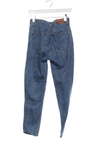 Дамски дънки Mango, Размер XS, Цвят Син, Цена 19,99 лв.