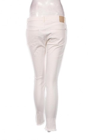 Damen Jeans Mango, Größe M, Farbe Weiß, Preis € 17,39