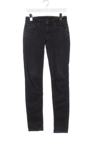 Damskie jeansy Mango, Rozmiar XS, Kolor Czarny, Cena 80,11 zł