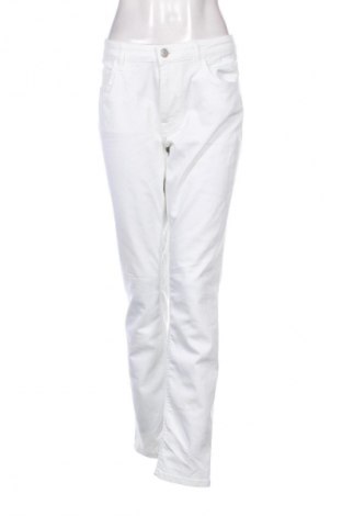 Damskie jeansy Mustang, Rozmiar L, Kolor Biały, Cena 134,99 zł
