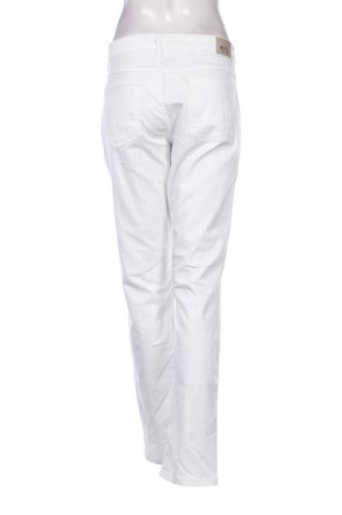 Damskie jeansy Mustang, Rozmiar L, Kolor Biały, Cena 134,99 zł