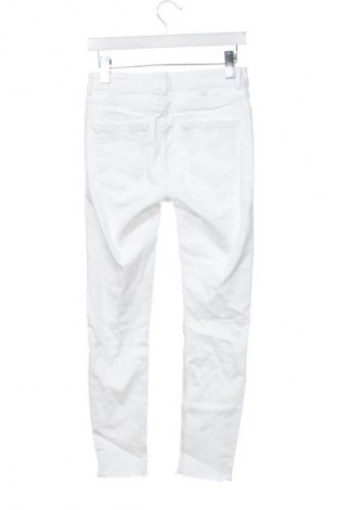 Damskie jeansy ONLY, Rozmiar M, Kolor Biały, Cena 111,99 zł