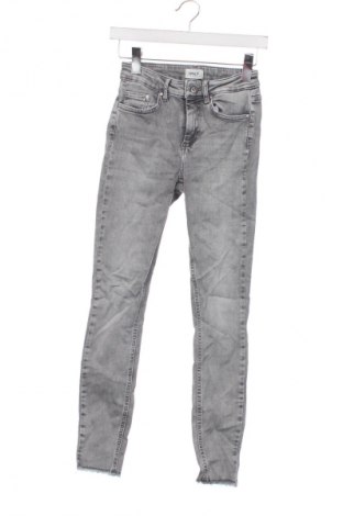 Damskie jeansy ONLY, Rozmiar S, Kolor Szary, Cena 111,99 zł
